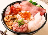 156 ほのか丼（魚丼 平尾二丁目店）