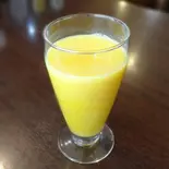マンゴーラッシー MangoLassi（インド料理プルニマ横浜西口店）