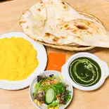 ほうれん草マトンカレーセット Sag mutton  curry set（インド＆タイ料理スマイル Indian ＆ Thai restaurant ＆Bar~Smile）