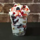 ベリーベリーボウル berry berry bowl（【名古屋ではここだけ？】マンハッタンロールアイスクリーム）