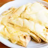 チーズナン (cheese nan)（本格タンドリーカフェ虹）