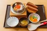 鮭いくら釜めし Salmon & Salmon Roe Rice Hot Pot(釜めし華)