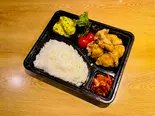 手作り鶏の塩唐揚げ弁当 Salt Karaage Chicken Bento（焼き鳥 お持ち帰り専門店 すがもと）