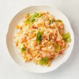 サーモンとレタスのチャーハン【鮭魚生菜炒飯】(中国東北家郷料理永利 豊洲駅前店(1号店))