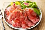 自家製ローストビーフ 50g(とろけるハンバーグ 福よし 墨田)
