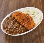 とんかつ牛すじカレー（白金食堂）
