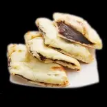 あんこナン Red Bean Paste naan（エスニック レストラン＆バー アユス）