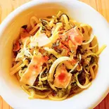 高菜とベーコンの和風パスタ（立ち呑みラッキー）