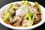 牛すじサラダ（ステーキ＆ハンバーグ専門店 肉の村山）