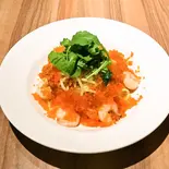 ホタルイカとエビのパスタ～たっぷりいくらのせ～（PASTA HOUSE Eni 五反田店）