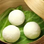 ココナッツ団子(中華料理 嘉楽飯店 荻窪店)