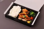 牛かつ弁当（南新宿 和牛焼肉 慶）