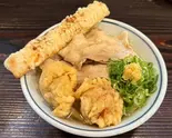【人気No.1】 肉鶏天うどん(ちく天)（饂飩頑陣 別邸）