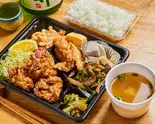 弁当 二色鶏から揚げ秘伝醤油&塩麹(神楽坂 別亭むすび 十日町郷土料理)