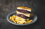 パストラミサンドイッチ Pastrami Sandwich(McLean-OLD FASHIONED DINER-)