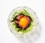 まぐろユッケ(葵鮨)
