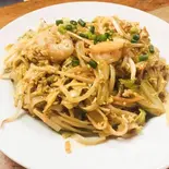タイ風焼きそば Thai-Style Yakisoba(インド・ネパールレストラン ビハニ)
