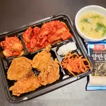 タッカルビ＆クリスピーチキン弁当[ライス＆スープ付き]（ソウル食堂）