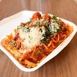 鉄板風ナポリタン(カフェバー ロコ)