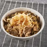 辛子高菜豚バラ丼(少し小さめ・ご飯100g)(魚介と豚骨のWスープが決め手! つけ麺 総本山 無双 上目黒店)