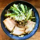 KOMATUNA＆KAKUNI生姜醤油RAMEN（亜細亜食堂 サイゴン 上町店）