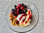 グリークヨーグルト&ベリーミックス/Greek yogurt & berry mix(【ヘルシーアサイーボウル】&【グリークヨーグルト】 GOODスムージー 錦糸町店 Acai Bowls and Smoothies)