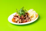豚トロスパイシーサラダ Spicy pork belly salad（ガパオカオゲーン）
