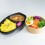 チトワンの情熱カレー＆サラダ（HIGH FIVE SALAD 奥神楽坂店）