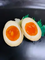 こだわり味付け煮卵 これ絶対ウマイやつ♪（【ご飯大盛無料！】中央市場直送 海鮮丼 つくし）