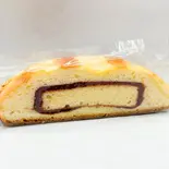 ビスキーロール（マルヤスベーカリー）
