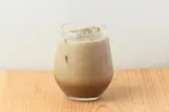 ほうじ茶ラテ / Hojicha latte（ZENZEN CAFE）