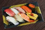 上にぎり1人前(9貫)[Specialty Sushi Set(9 Piece)]（大起水産回転寿司 なノにわ店）