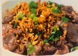 牛肉のニンニク味炒め（聚満園）