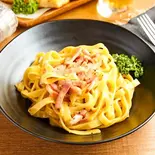 カルボナーラ（KitchenBarぐりむ）