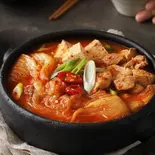 熟成豚肉キムチチゲ(ライス付き)(じんくん食堂)