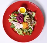 オリジナルサラダ(自家製人参ドレッシング)（裏道スタンド）