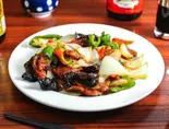 牛肉の黒胡椒香り炒め Stir-Fried Beef with Aromatic Black Pepper（関内景記）