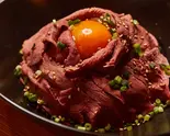 馬肉丼/Horse Meat Rice Bowl（アジアンキッチン＆バル 月のあかり）