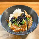 麻婆茄子丼(居酒屋わんちゃん)