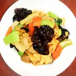 豚肉と玉子、キクラゲの炒め（華聖樓）