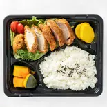 ヒレかつ弁当（お弁当とスイーツの曲水堂）