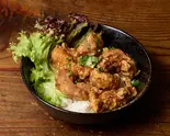 唐揚げ丼(3つ)（厚切り牛タン食べ放題朧まつ塚本店）