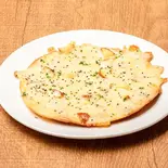 クアトロフォルマッジオピザ（み〜たぱ大手門）