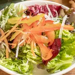 ミニサラダ 自家製ドレッシング（北海道じゃがバターとローストビーフ丼 むらかみ農場 江東森下店）