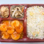 海老チリ弁当:干烧虾仁便当（四川中華料理 - 東方紅）