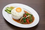 【★人気No.3★】ガパオライス Gapao Rice（アジアンレストラン アティティ 中野マルイ店）