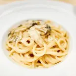 いろいろきのことポルチーニ茸のクリーム（fusilli）