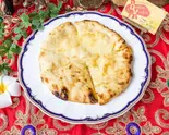 チーズナン Cheese Naan（インド料理 マユール）