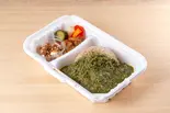 自然栽培米 の発酵玄 米 とエビとほうれん草のカレー（発酵Spa＆Cafe 清）