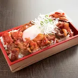 牛すじ温玉丼 Beef Tendon ＆ Soft-Boiled Egg Rice Bowl（おぼや元町店）